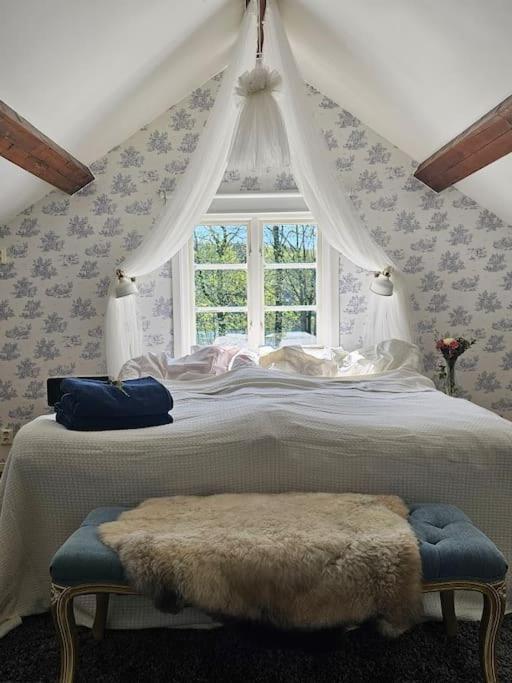Villa Mysigt 1720 Tals Torp Pa Privat Halvoe Naera Goeteborg Mölnlycke Esterno foto